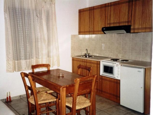 Flisvos Apartments Frangocastelo ภายนอก รูปภาพ